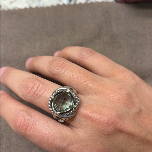 David Yurman Silver Ring with Green Gemstone - Picture 3 of 3